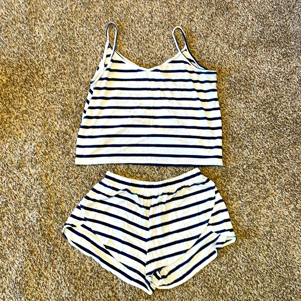 Old navy pj set